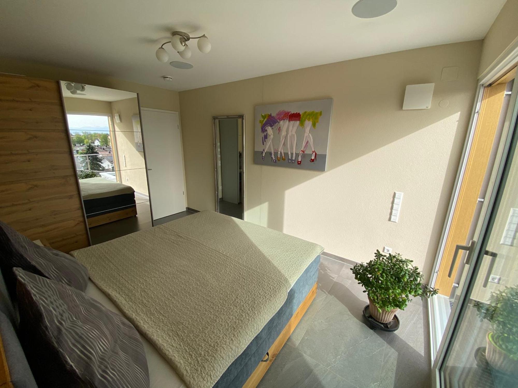 Penthouse Apartment Mit Alpenblick Friedrichshafen Esterno foto