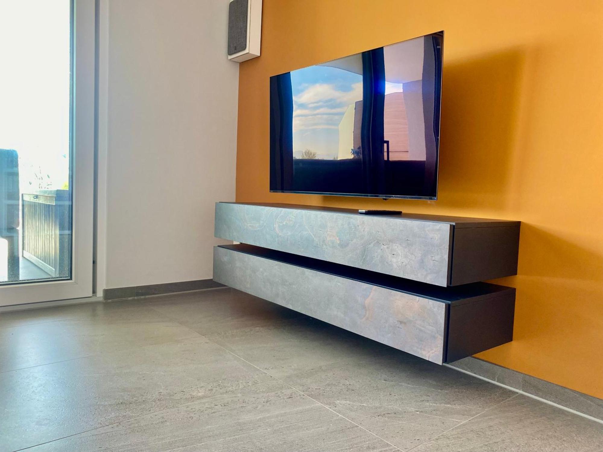 Penthouse Apartment Mit Alpenblick Friedrichshafen Esterno foto