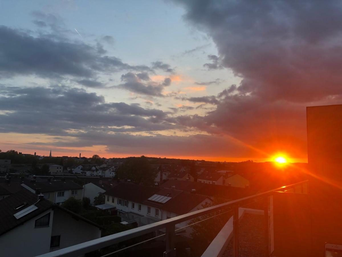 Penthouse Apartment Mit Alpenblick Friedrichshafen Esterno foto