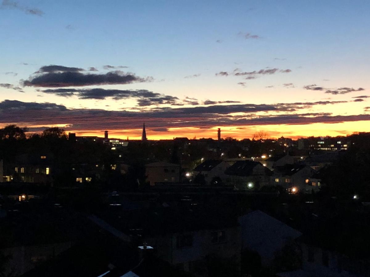 Penthouse Apartment Mit Alpenblick Friedrichshafen Esterno foto