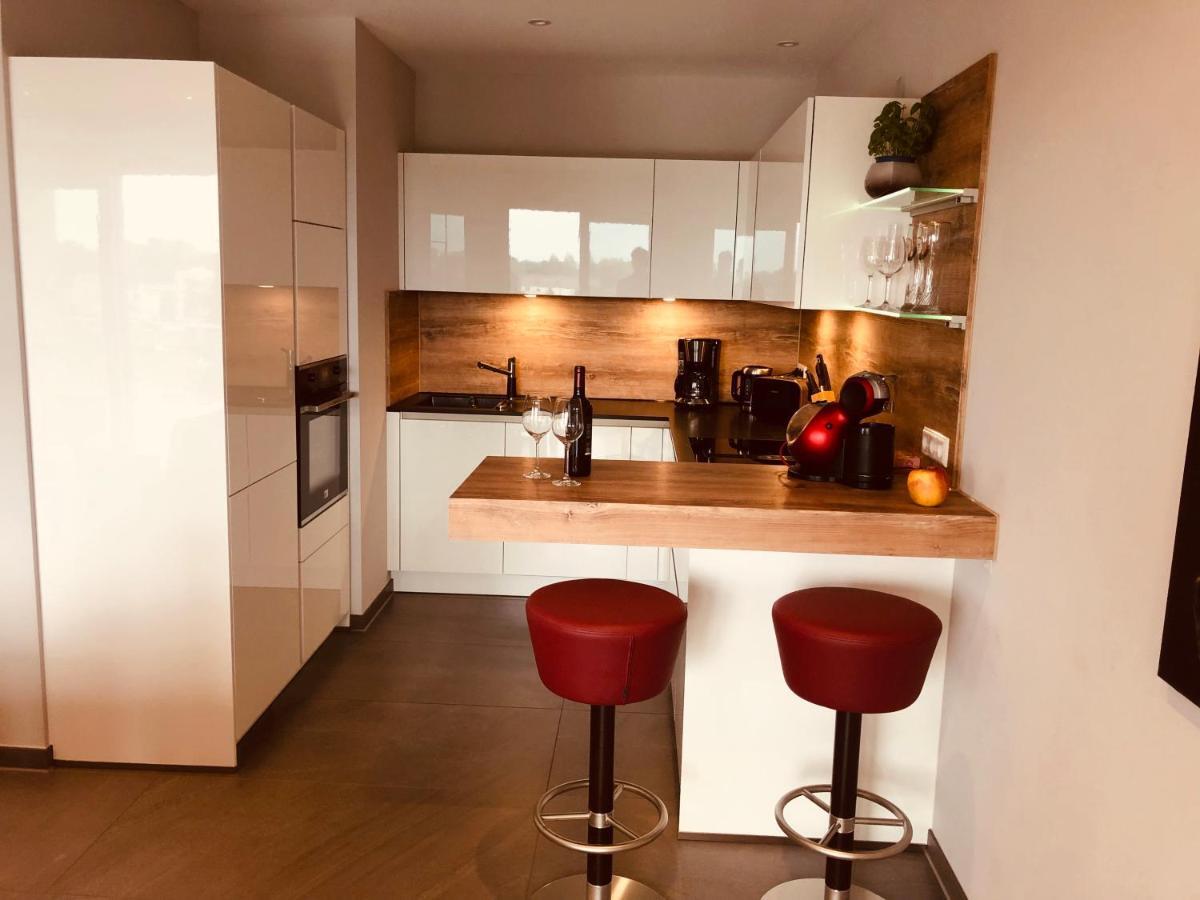 Penthouse Apartment Mit Alpenblick Friedrichshafen Esterno foto